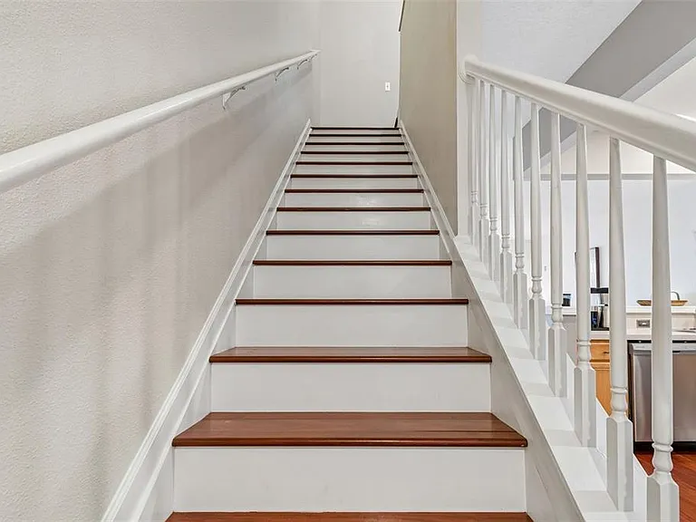 26606 Castleview Way — Photo 17