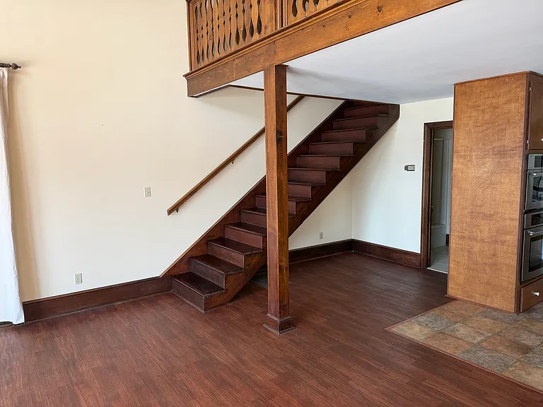 360 Jennings Rd — Photo 10