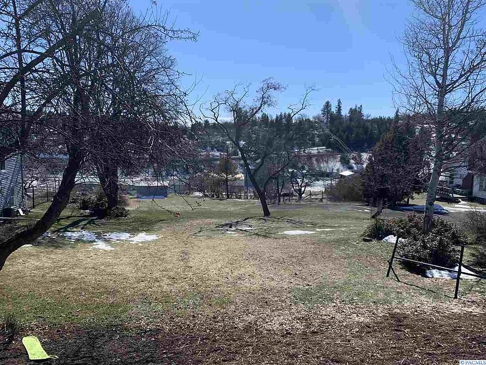 1st image of 507-509 NW Irving St