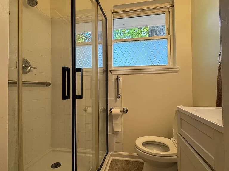200 Parthenia Dr — Photo 13
