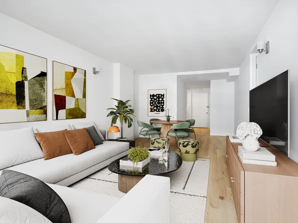 305 East 24th Street image 2 of 8