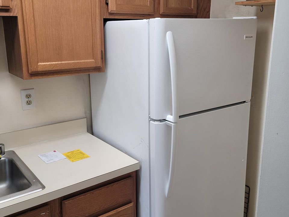 1st image of 1847 Wilson Blvd APT 359