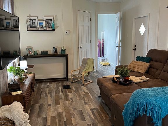 3rd image of 2120 Mobiland Dr