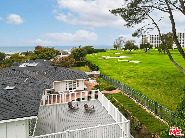 1110 W Muirlands Dr — Photo 28