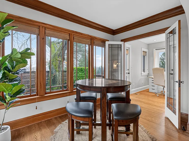 2028 NE Alameda Dr — Photo 48