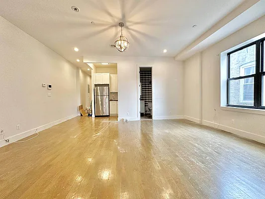 Rented by Doorway NYC, LLC | media 3