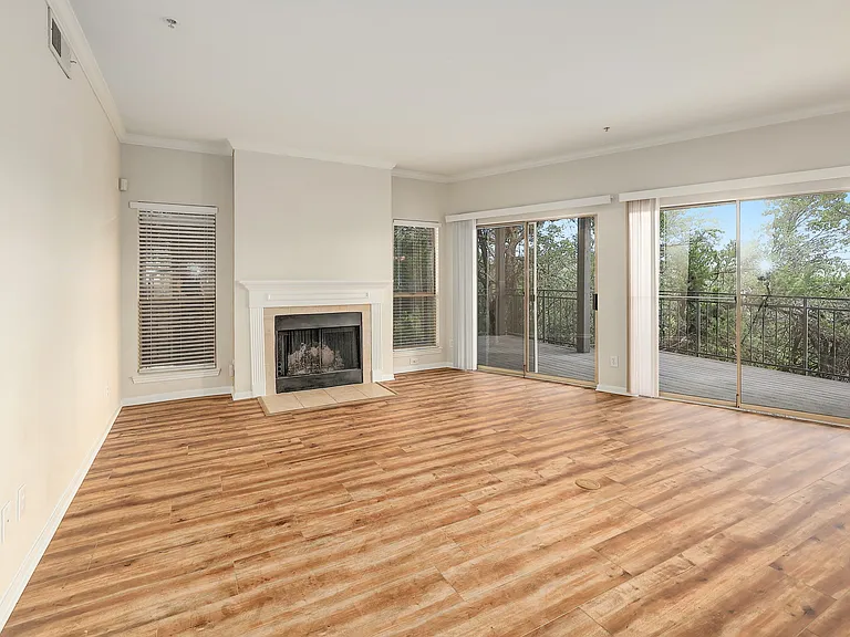 6000 Shepherd Mountain Cv #503 — Photo 3