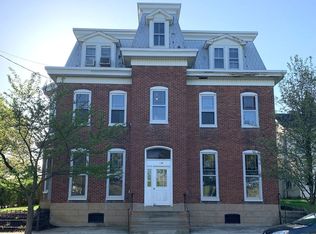 138 S Carlisle St, Greencastle, PA 17225
