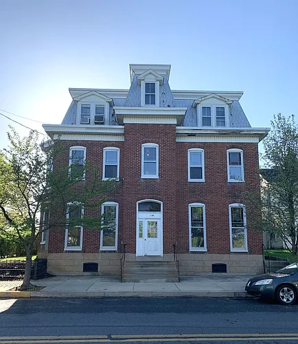138 S Carlisle St Photo 1