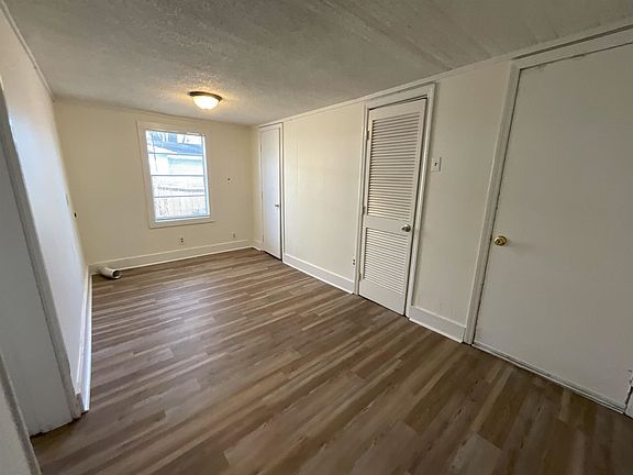 5th image of 736 N Watkins St