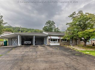 19 Stewart Park, Charleston, WV 25313
