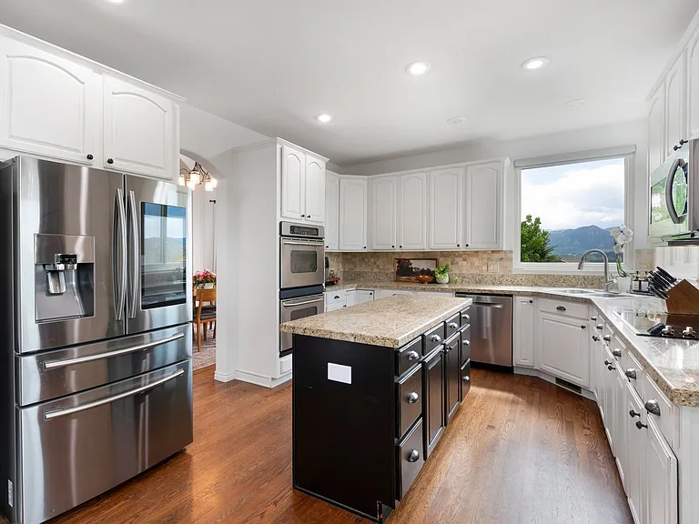 1411 Fieldwood Ct — Photo 16