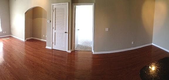 Alcove for entertainment center