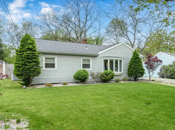 3023 Michael Ave, Kalamazoo, MI 49004