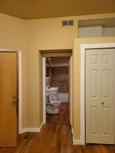 6110 S Kimbark Ave — Photo 2