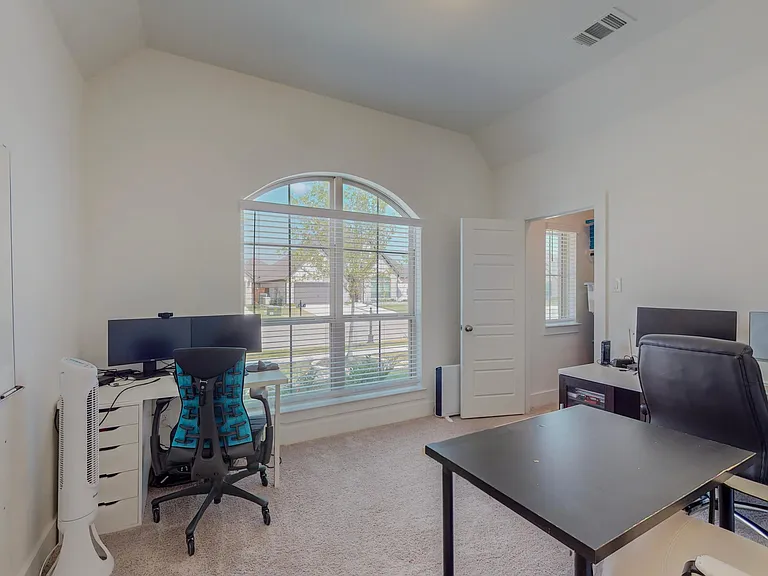 1303 Buttermere St — Photo 102