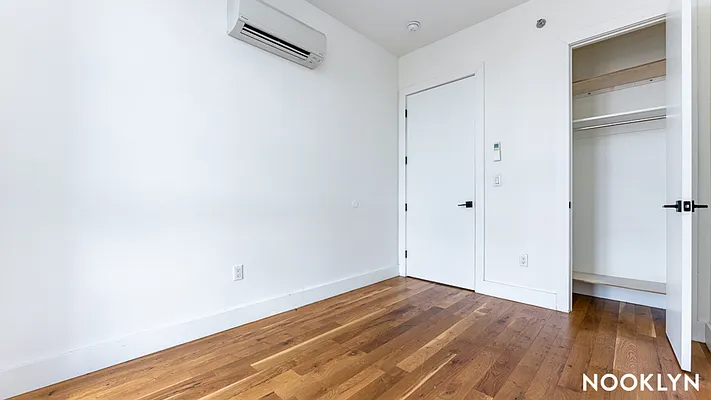 Rented by Nooklyn NYC LLC | media 27