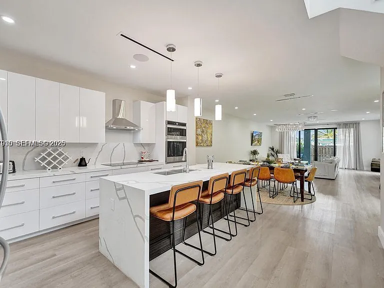 1101 NE 16th Ter #Townhouse 1 — Photo 3