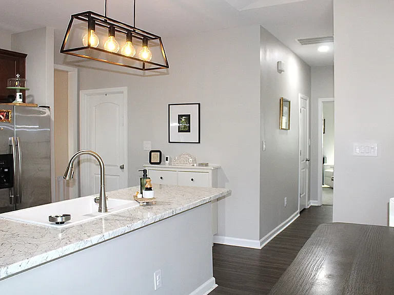 221 Seville St — Photo 19