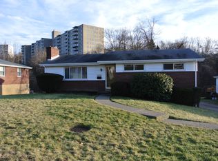1237 Meadowlark Dr, Pittsburgh, PA 15243