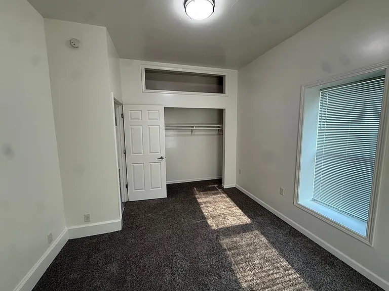 1034 Getty St — Photo 3