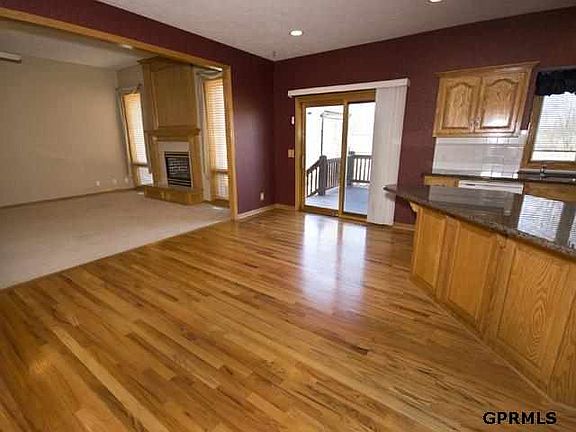 3rd image of 16612 Josephine St