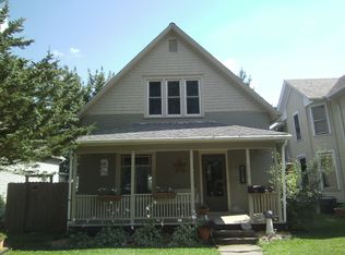 608 Woodlawn Ave, Muscatine, IA 52761