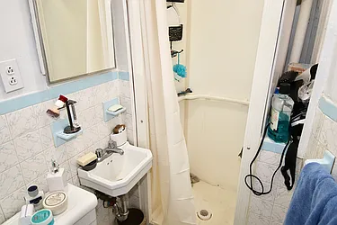 Rented by Jeffrey Mark Peckage Inc.