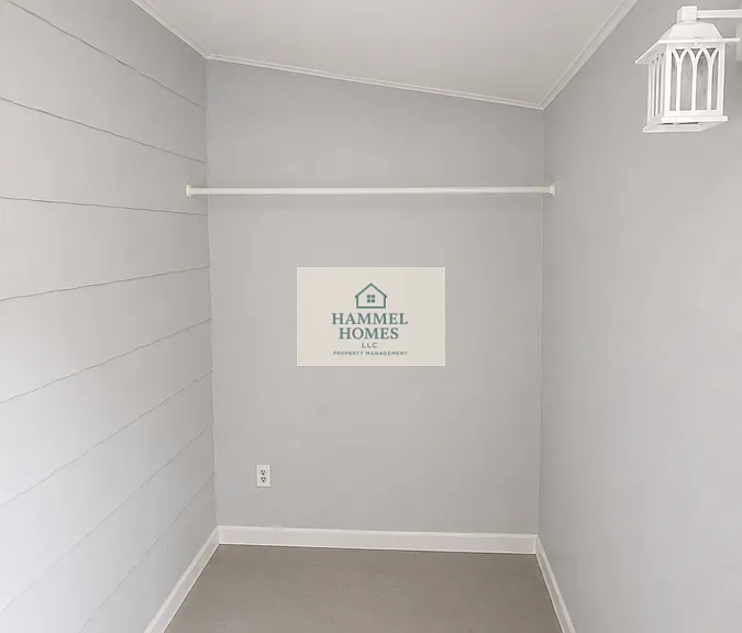 720 Lindoo Ave E — Photo 15
