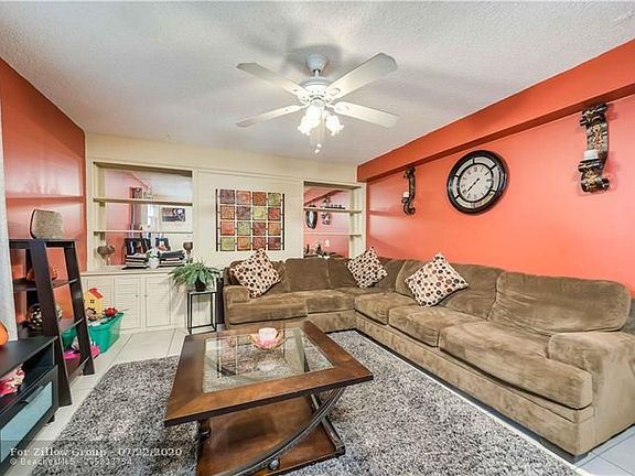 3rd image of 164 Wimbledon Lake Dr #164