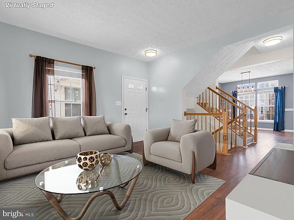 4th image of 108 Leeds Creek Cir