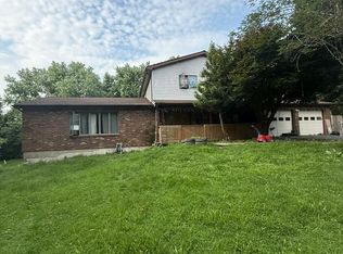 8 Reynolds Rd, Monroe, NY 10950