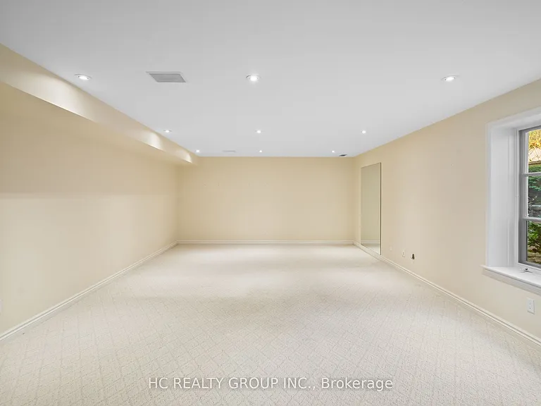 80 Bayview Rdg — Photo 23