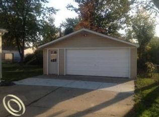 15331 Colbert St, Romulus, MI 48174