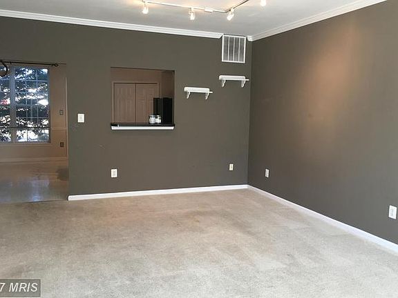3rd image of 41 Harbour Heights Dr