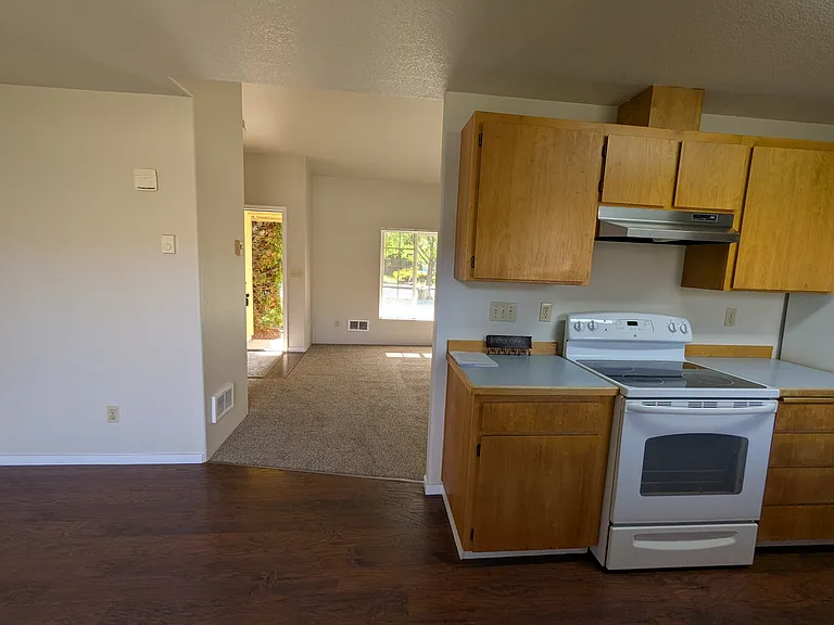 61862 Avonlea Cir #1 — Photo 10
