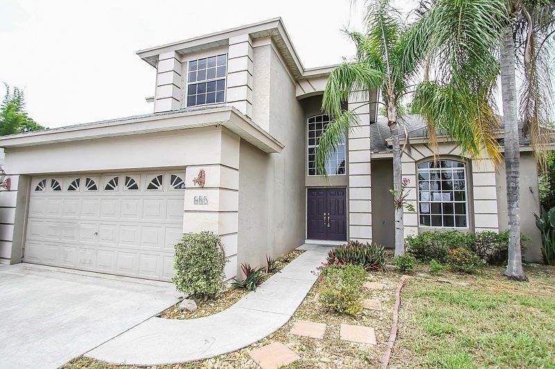 1st image of 689 Melville Ct