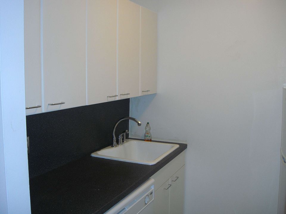 1st image of 86 W 12th St APT 5G