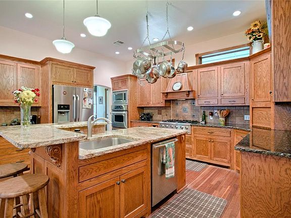 5th image of 10404 Harvestyme Ln
