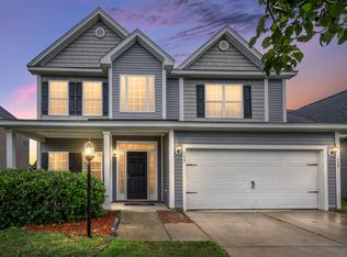 559 Crossland Dr, Moncks Corner, SC 29461