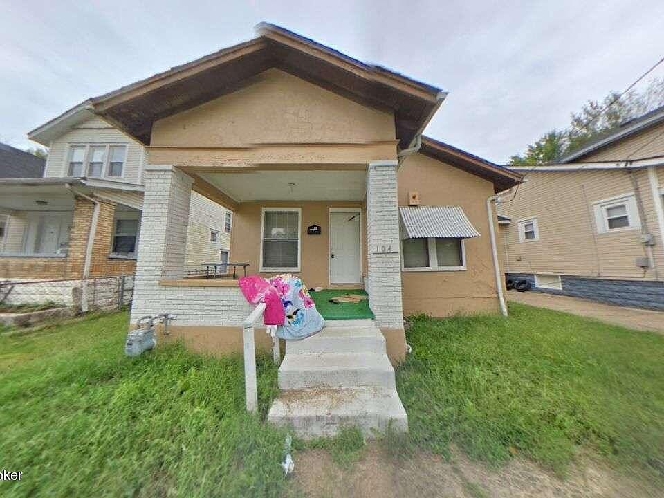 1st image of 104 N 46th St