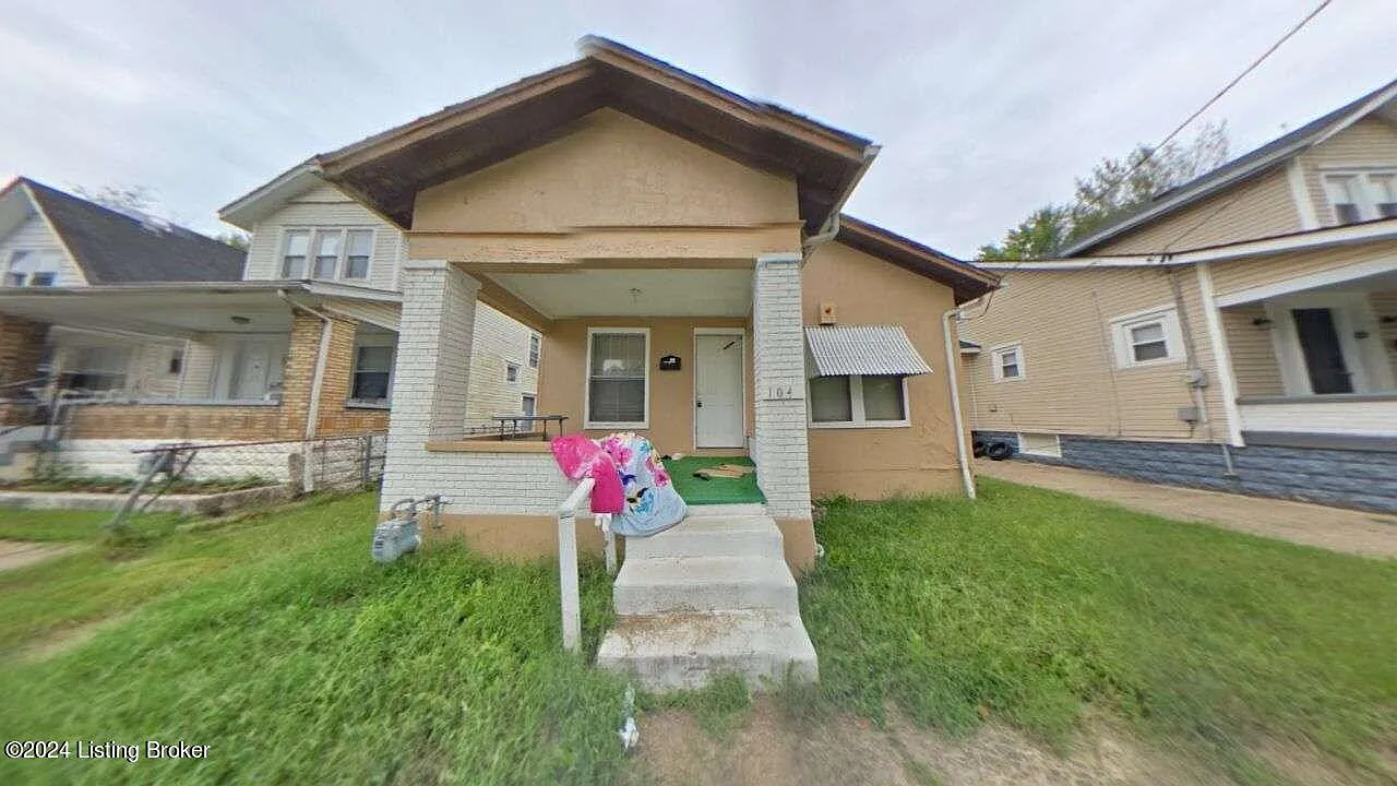 104 N 46th St photo 1