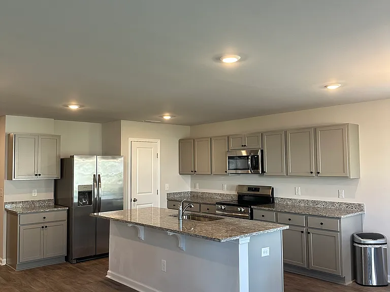 5268 Meagan Ln NE — Photo 6