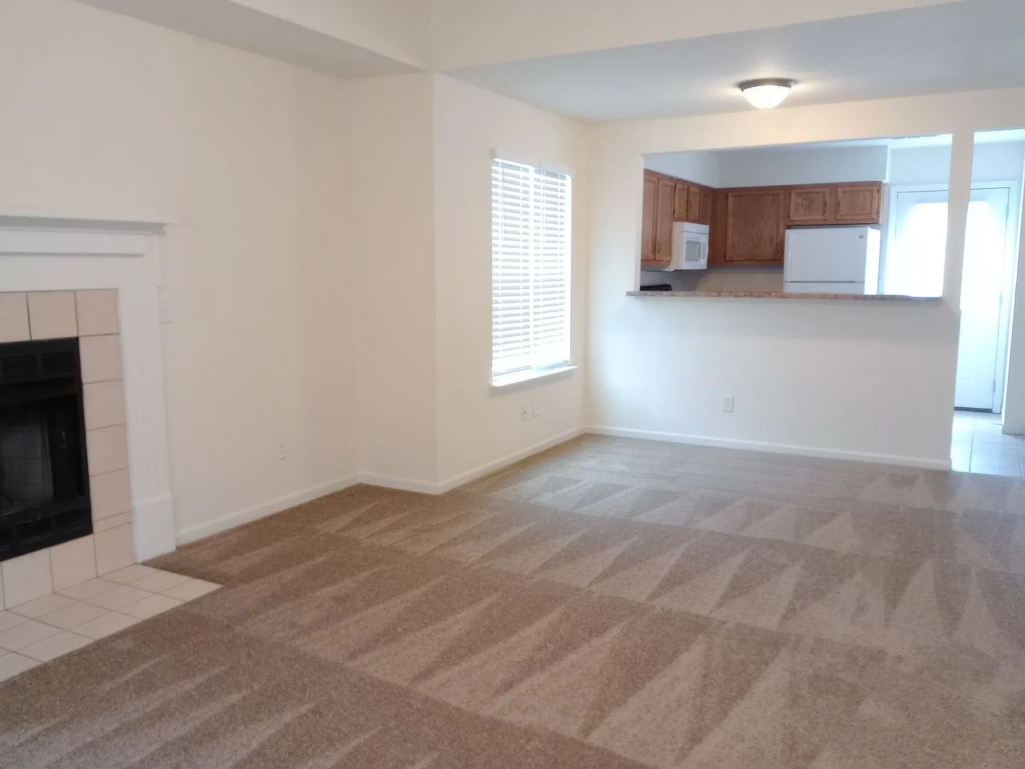 4304 - 4306 Caleb Court — Photo 4