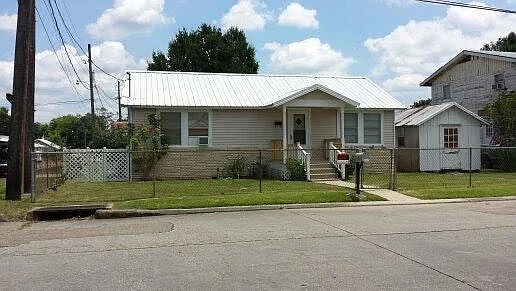 508 Oak St — Photo 3