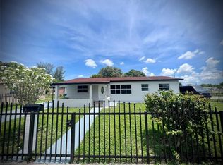 2401 NW 178th Ter, Miami Gardens, FL 33056