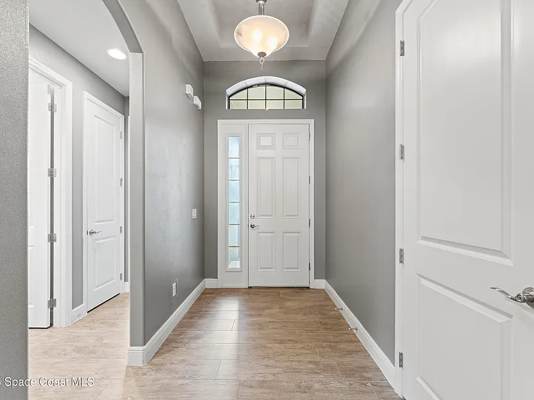 8426 Stalwart Cir — Photo 4