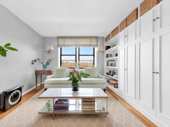 414 Elmwood Avenue image 1 of 5