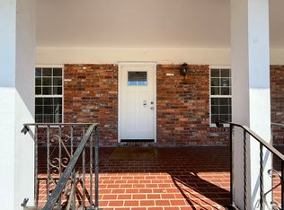 8037 Elbow Ln N, Saint Petersburg, FL 33710