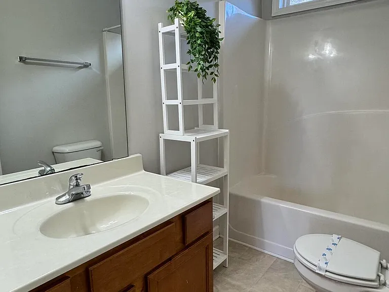 140 Broadleaf Dr — Photo 12